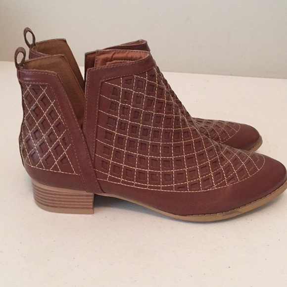 Olive ankle boot - Picture 3 of 6